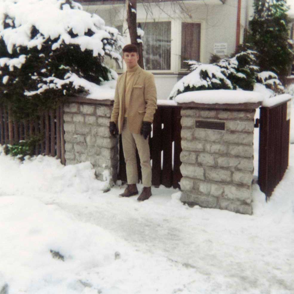 H.D. "Buzz" Hemmings, private eye, detective, author